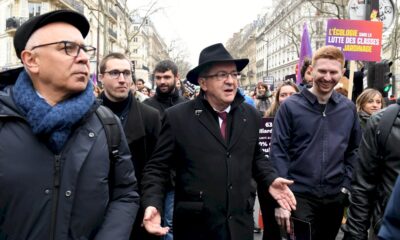 presidentielle:-melenchon-relance-la-lutte-pour-une-place-en-finale