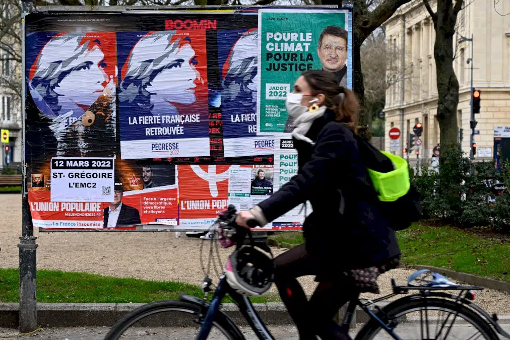 presidentielle:-un-vrai-faux-debat-avec-macron,-sans-confrontation