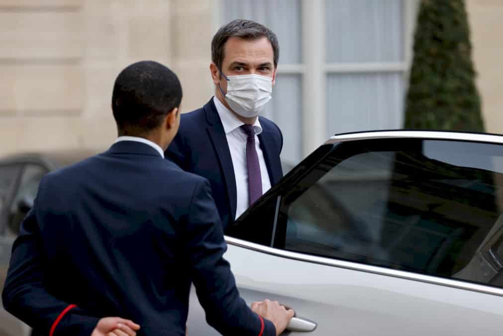 covid:-veran-defend-la-levee-des-restrictions-malgre-le-rebond-epidemique