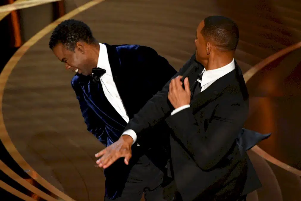 « coda »-triomphe-aux-oscars,-will-smith-gagne-mais-fait-le-coup-de-poing