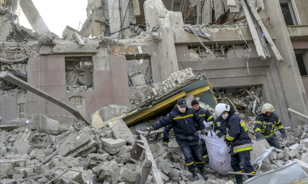 negociations-russo-ukrainiennes-« substantielles »-en-turquie,-washington-et-londres-circonspects