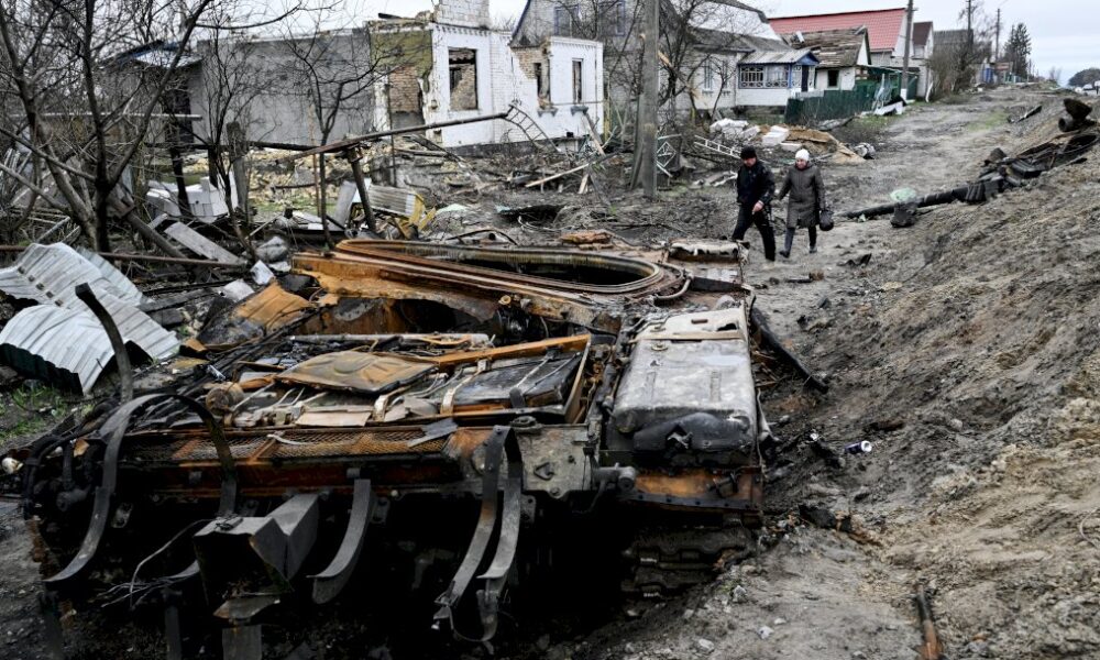 ukraine:-marioupol-pres-de-tomber,-les-combats-s&rsquo;intensifient-dans-l&rsquo;est-et-le-sud