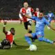 c4:-marseille-battu-par-feyenoord-mais-encore-en-vie