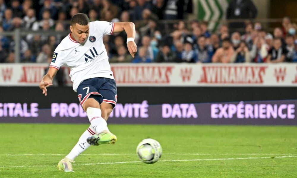l1:-malgre-mbappe,-le-paris-sg-en-echec-a-strasbourg