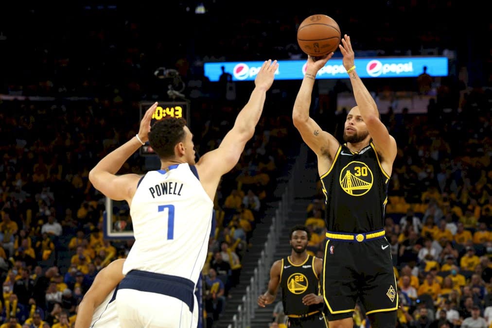 finale-conference-ouest-nba:-les-warriors-eteignent-les-mavericks-de-luka-doncic