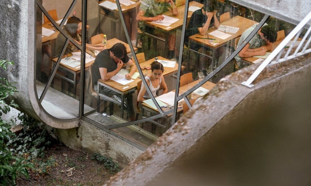 bac-2022:-c&rsquo;est-(re)-parti,-avec-la-philo-et-la-chaleur