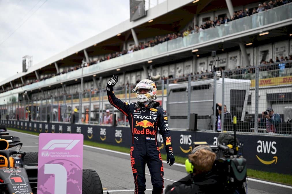 F1 : Verstappen remporte le Grand Prix du Japon et offre le titre constructeurs à Red Bull