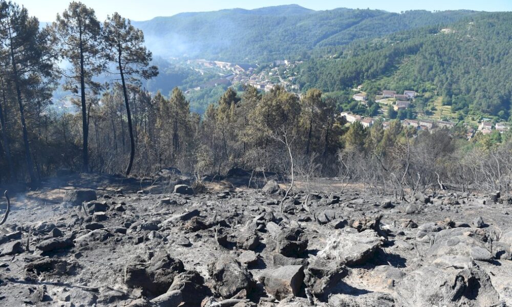 l&rsquo;incendie-des-cevennes-fixe,-maintien-d&rsquo;un-important-dispositif-de-surveillance