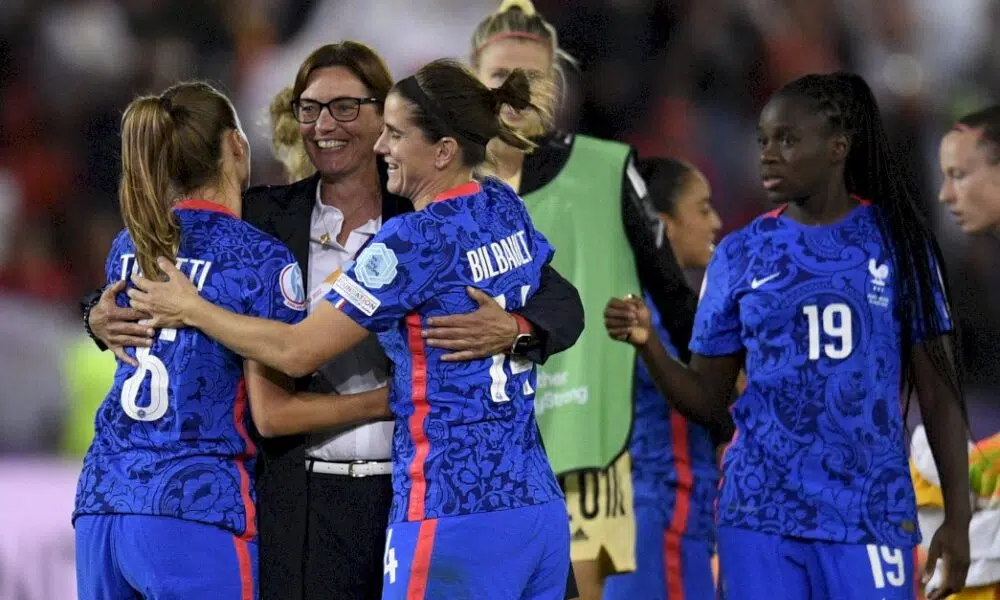 euro:-les-bleues-filent-en-quarts-en-s’inquietant-pour-katoto