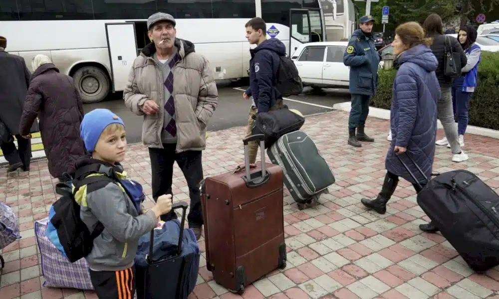 ukraine:-moscou-dit-avoir-termine-son-« evacuation »-de-civils-de-la-region-occupee-de-kherson