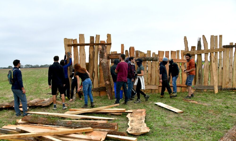 deux-sevres:-la-lutte-contre-les-« bassines »-s&rsquo;inscrit-dans-la-duree