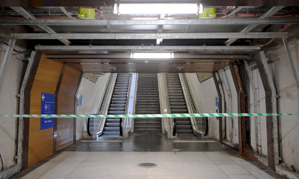 greve:-metro-tres-perturbe-a-paris-mais-pas-de-cohue