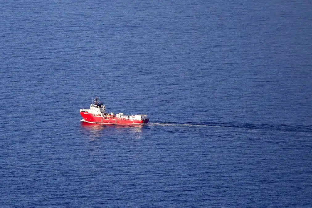 Méditerranée : le navire-ambulance "Ocean Viking" sauve 75 migrants