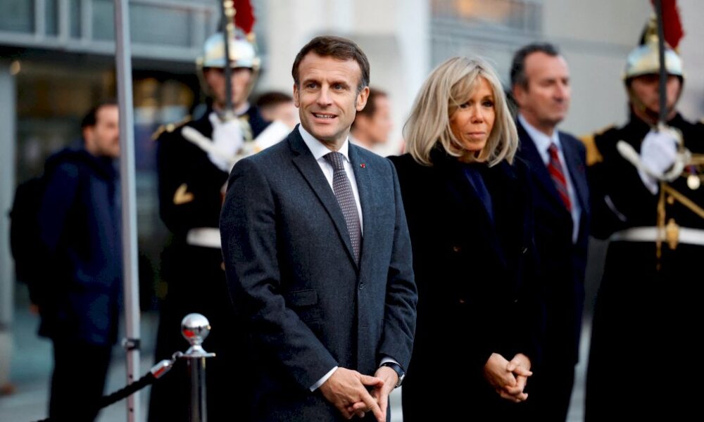 macron-au-contact-de-maires-« pris-a-la-gorge »-par-les-prix-de-l&rsquo;energie