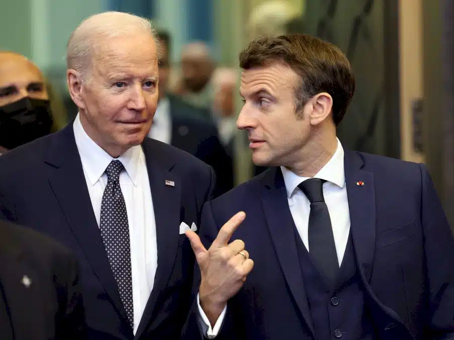 Guerre en Ukraine : Biden dit « non » à l’envoi d’avions de combat