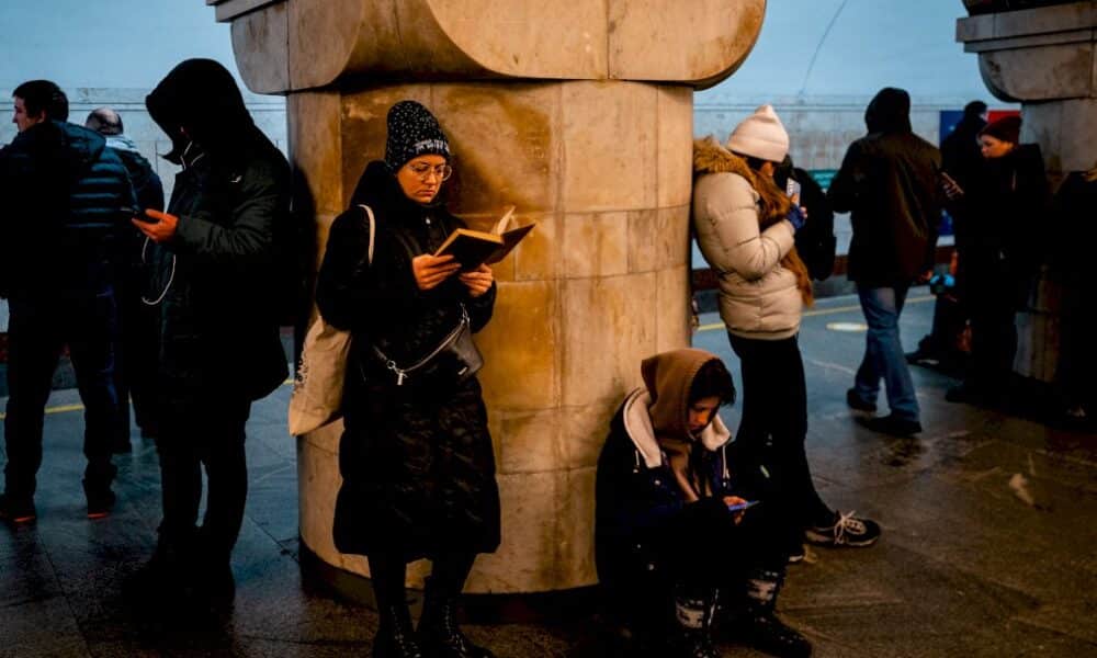 l&rsquo;ukraine-essuie-des-bombardements-massifs,-les-coupures-de-courant-se-multiplient