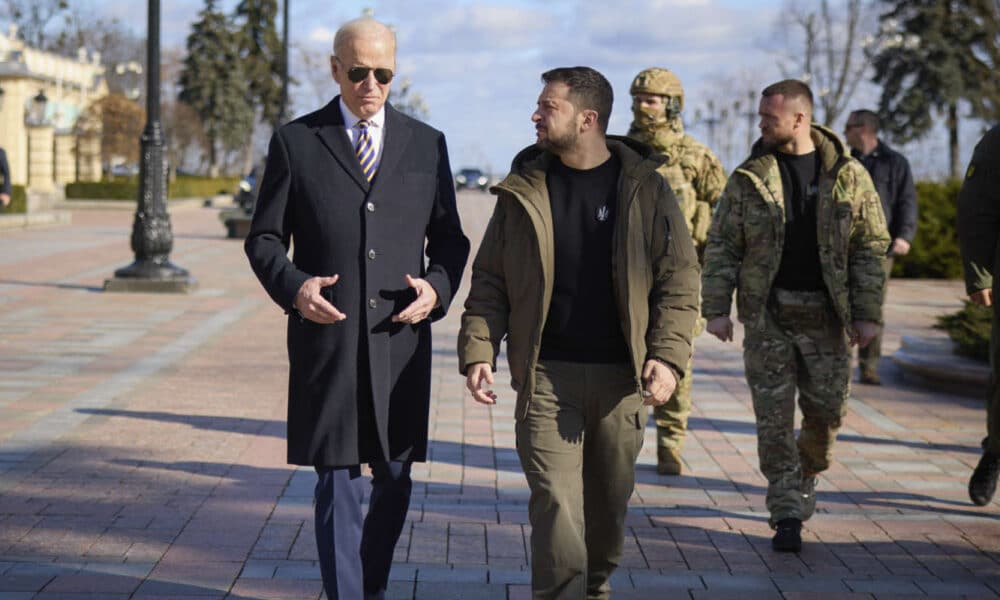 Guerre en Ukraine : en visite surprise à Kiev, Joe Biden annonce de nouvelles livraisons d'armes