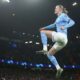 Ligue des champions : quintuplé historique pour Erling Haaland, qui qualifie Manchester City