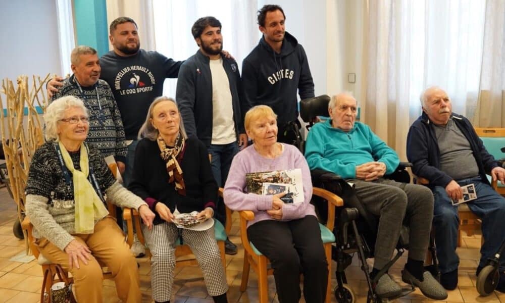 Frontignan : les résidents de l'EHPAD Anatole France reçoivent une visite des joueurs du MRH