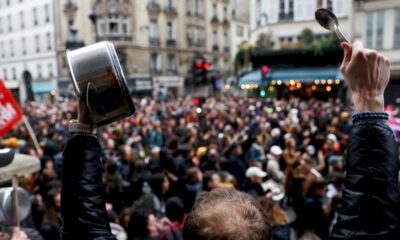 reforme-des-retraites-:-nuit-de-casseroles-et-manifestations-apres-le-discours-de-macron