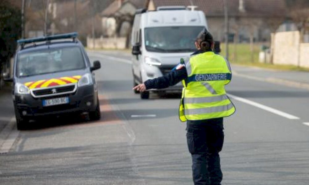 securite-routiere-:-les-petits-exces-de-vitesse-ne-seront-plus-sanctionnes-par-un-retrait-de-points-a-partir-de-2024,-annonce-gerald-darmanin