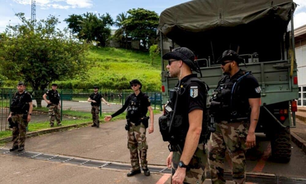 operation-« wuambushu »-:-la-justice-suspend-l&rsquo;evacuation-d&rsquo;un-bidonville-a mayotte