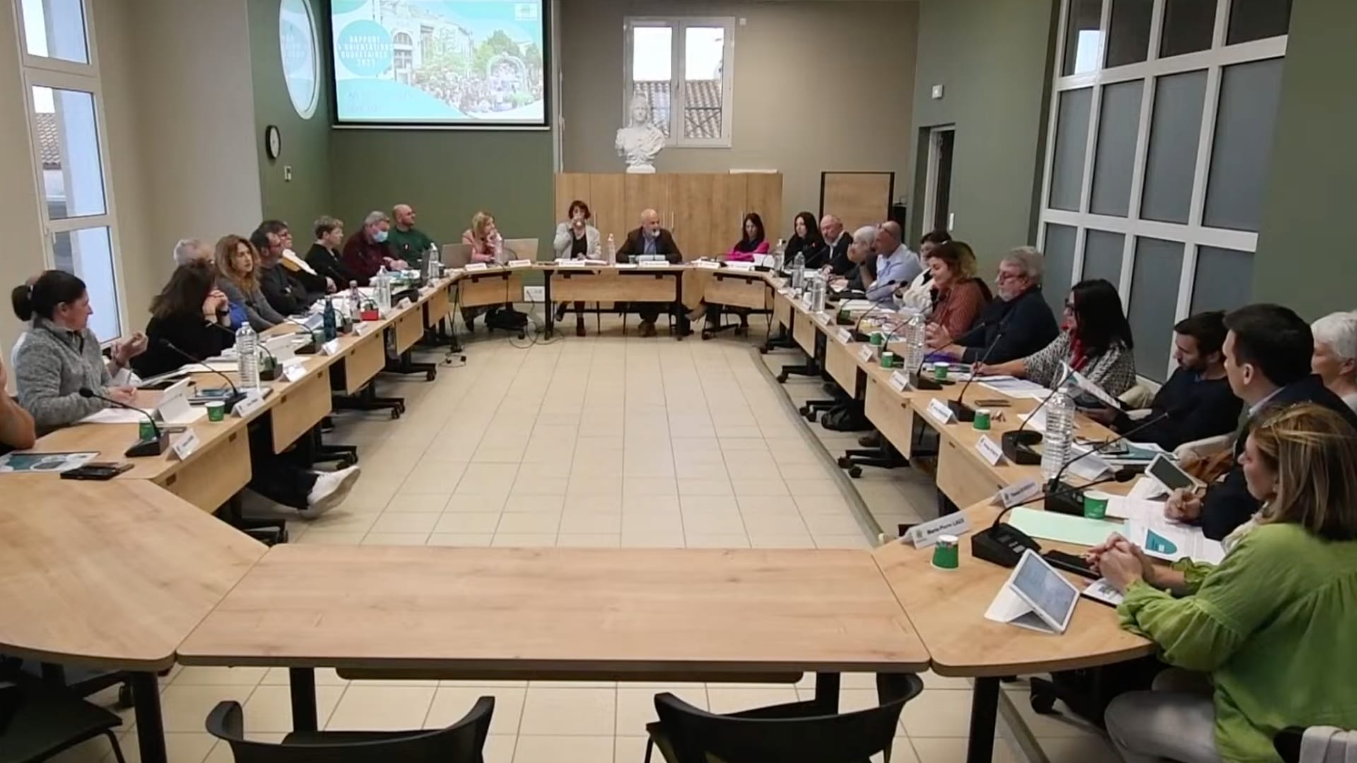 Poussan : la promesse de ne pas augmenter la fiscalité n'a pas été tenue, la majorité reconnaît ses erreurs