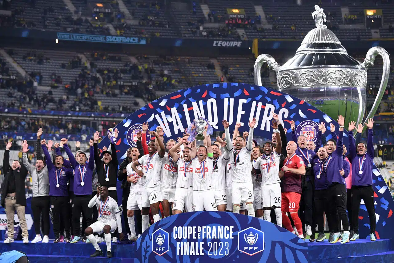 Le Toulouse Football Club écrase le FC Nantes et remporte la Coupe de France de football