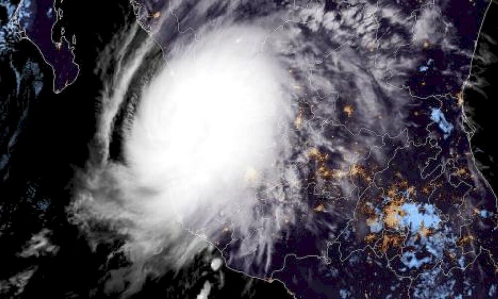 la-nasa-lance-deux-petits-satellites-pour-surveiller-les-ouragans