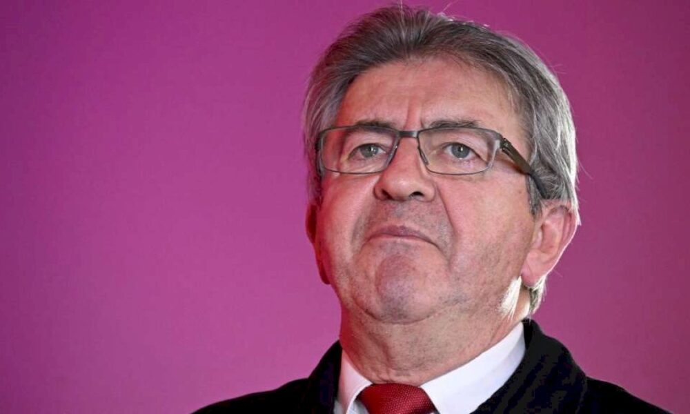 Elections européennes : Jean-Luc Mélenchon dénonce une "guerre de clans" au sein du Parti socialiste
