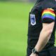 football-:-trois-associations-lgbt+-deposent-plainte-contre-amazon-pour-ne-pas-avoir-coupe-des-chants-homophobes-lors-de-la-rediffusion-de-matchs