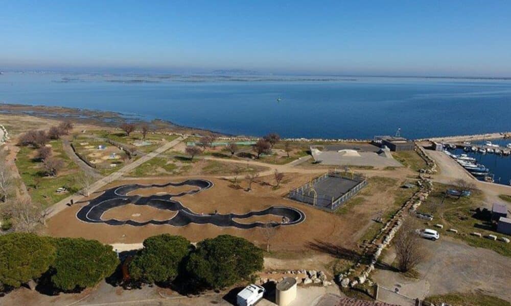 À Marseillan, les sports de glisse urbaine à l'honneur avec un nouveau pump track