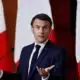 Pollution plastiqueÂ : Emmanuel Macron appelle Ã  Â«Â mettre fin Ã  un modÃ¨le insoutenableÂ Â»