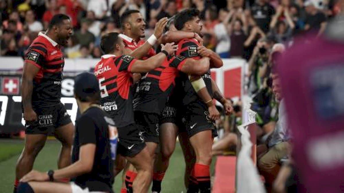 top-14-:-toulouse-renverse-la-rochelle-et-remporte-un-22e-titre-de-champion-de-france