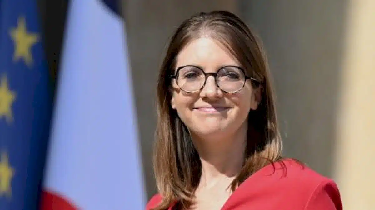 Aurore Bergé annonce un 'pass colos' pour aider 80% des enfants français à partir en vacances