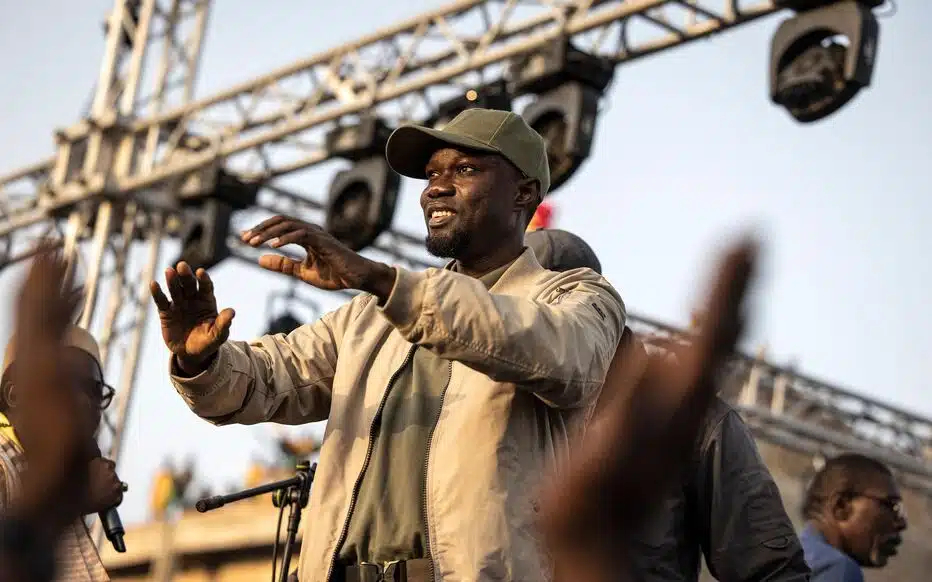 Sénégal : l'opposant Ousmane Sonko inculpé et placé sous mandat de dépôt, son parti politique dissous