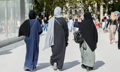 Abaya : 298 élèves se sont présentées en abaya, 67 ont refusé de l’enlever