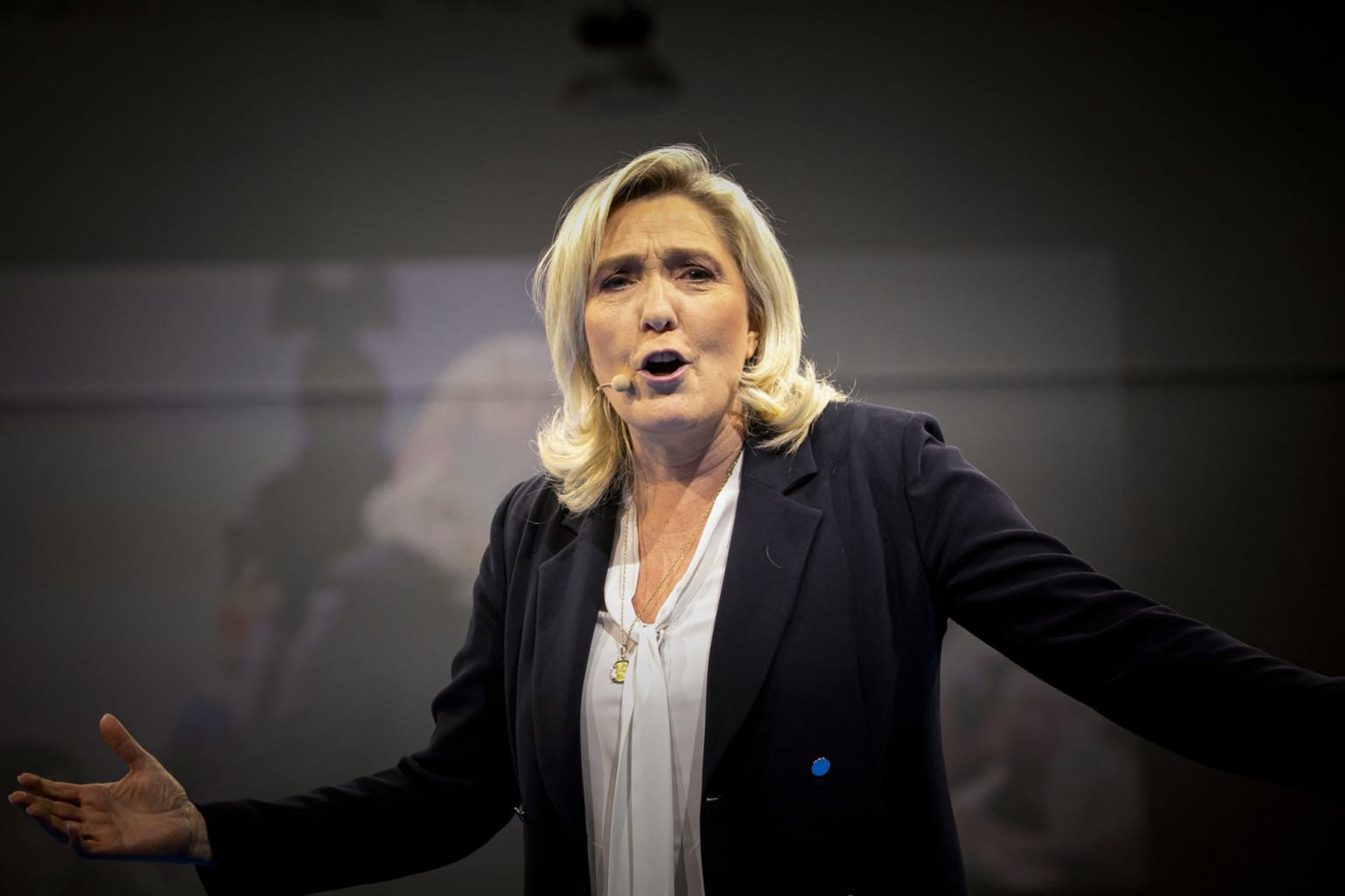 Présidentielle 2027 : Le Pen s'estime "candidate naturelle"