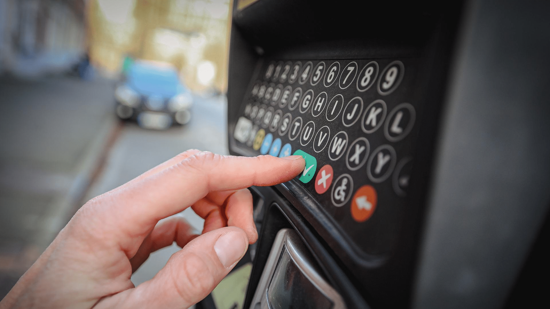 Mèze : La ville expérimente l’horodateur gratuit dans sa commune !