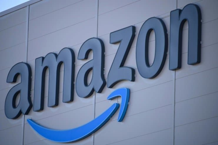 Protection des consommateurs: l'UE ouvre une enquête visant Amazon
