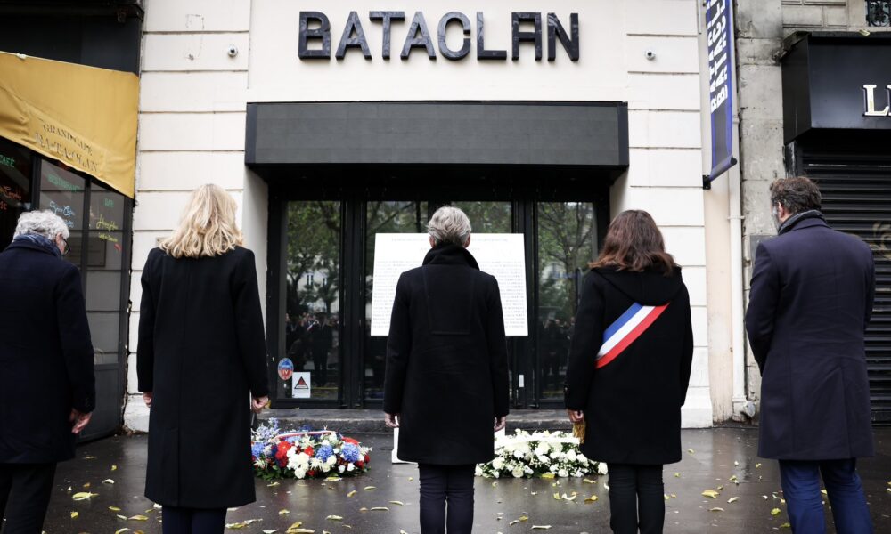 Attentats du 13-Novembre: Huit ans après, Borne rend hommage aux victimes
