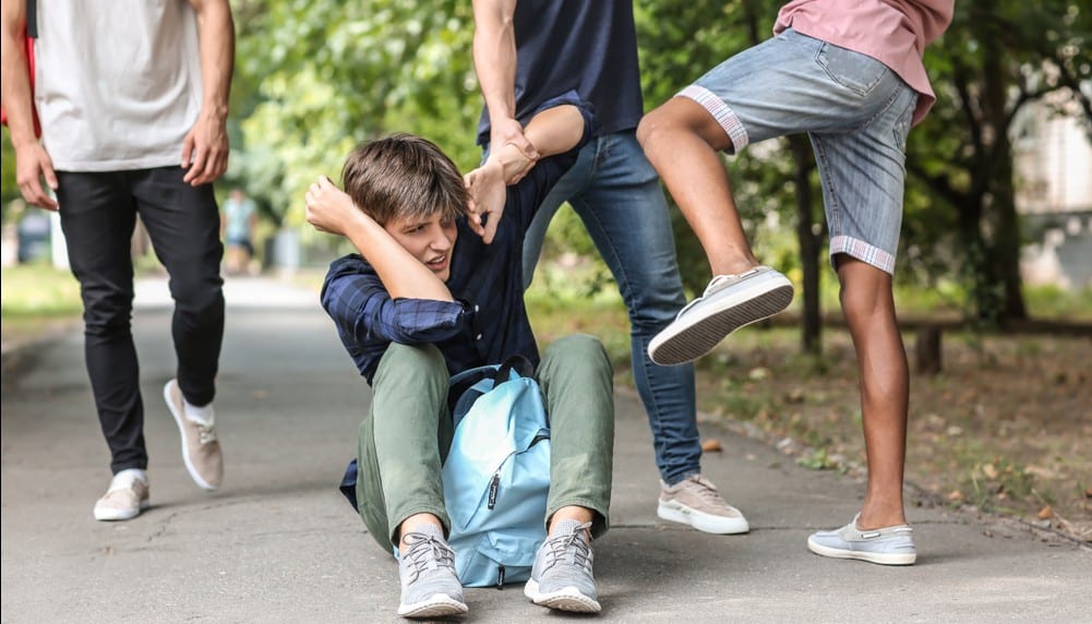 Harcèlement Scolaire : Un adolescent de 16 ans retrouvé pendu