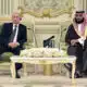 Vladimir Poutine en visite aux Émirats arabes unis et en Arabie saoudite