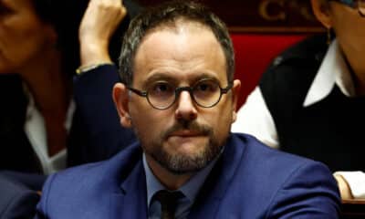 Loi immigration : le gouvernement confirme la démission du ministre de la Santé Aurélien Rousseau