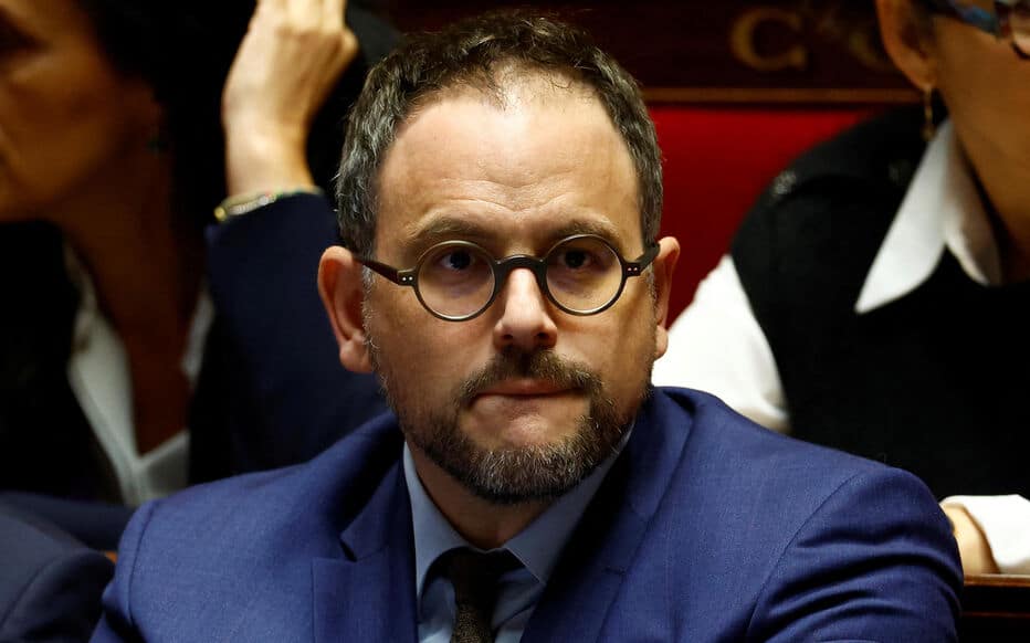 Loi immigration : le gouvernement confirme la démission du ministre de la Santé Aurélien Rousseau