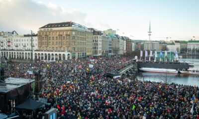 Allemagne: des milliers de personnes défilent contre l'extrême droite
