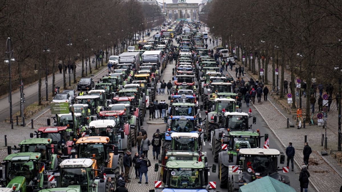 Allemagne : Les agriculteurs achèvent à Berlin une semaine de mobilisation massive