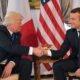 Donald Trump raconte une conversation téléphonique tendue avec Emmanuel Macron lors de son dernier meeting
