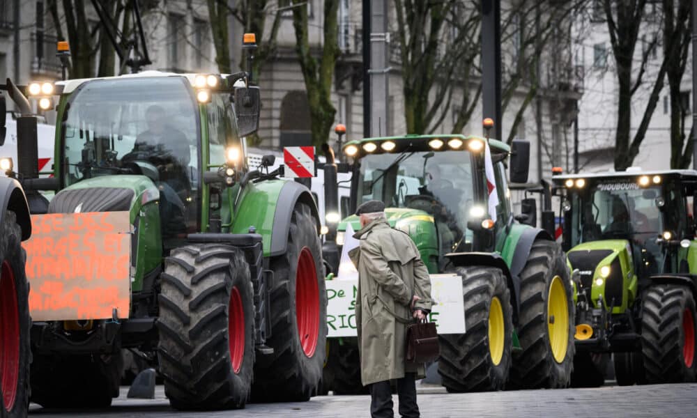 Agriculteurs : Le blocage de Paris a débuté, plusieurs autoroutes déjà paralysées