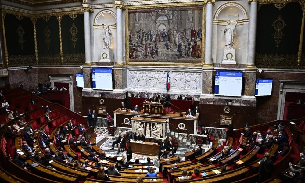 IVG dans la Constitution : L’Assemblée valide largement l’inscription d’une « liberté garantie »